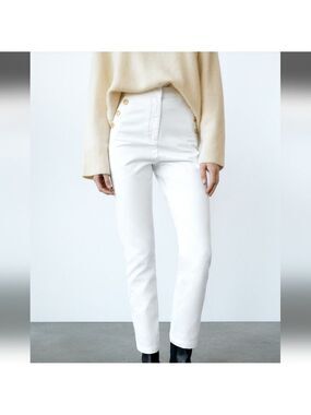 NWT Zara Gold Button Straight Leg White Jeans, Size XXL